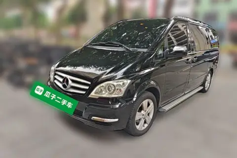 Mercedes-Benz Viano 2013