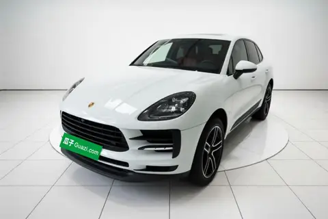Porsche Macan 2021
