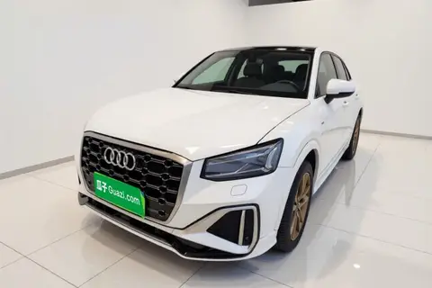 Audi Q2L 2022