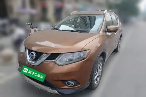 Nissan X-Trail 2015