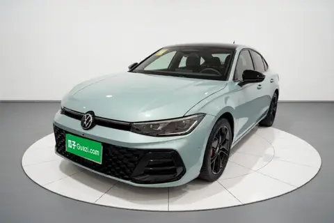 Volkswagen Passat 2025