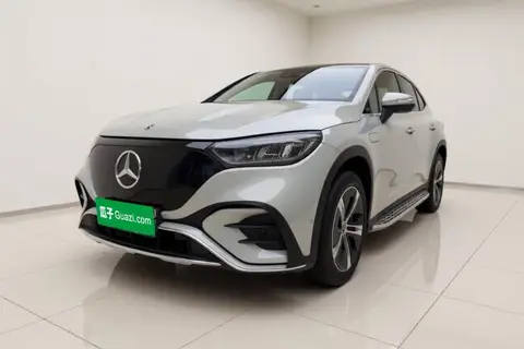 Mercedes-Benz EQE SUV 2023