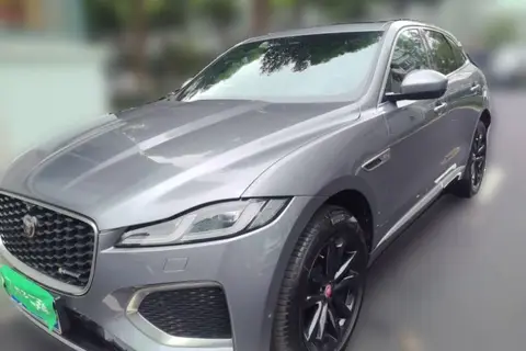 Jaguar F-PACE 2021