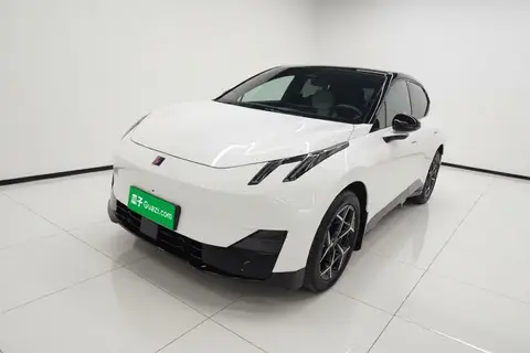 Lynk & Co Z20 2025