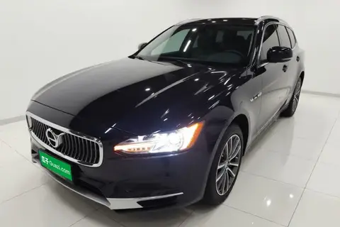 Volvo V90 2023