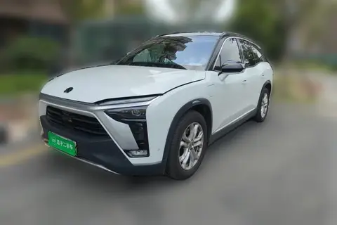 NIO ES8 2022