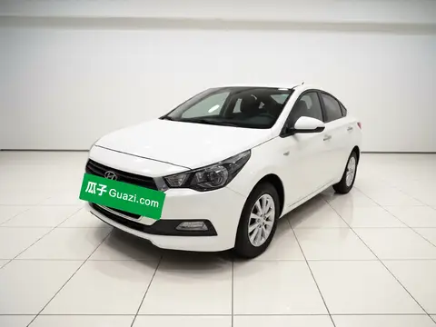 Hyundai Verna 2016