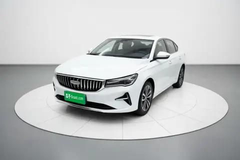 Geely Emgrand 2025