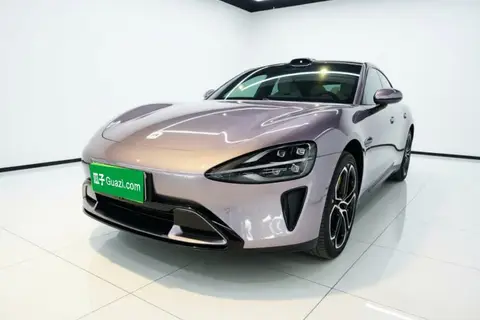 Xiaomi SU7 2025