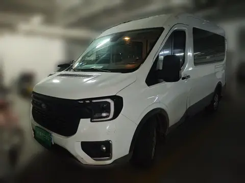 Ford Transit T8 2025