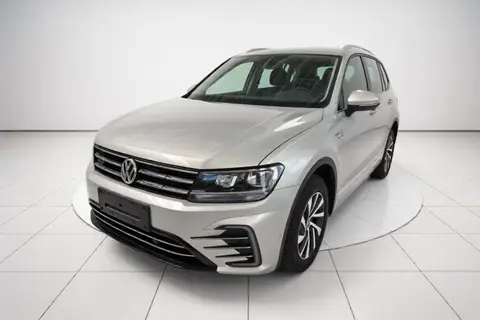 Volkswagen Tiguan L 2020