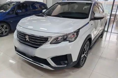 Peugeot 5008 2017