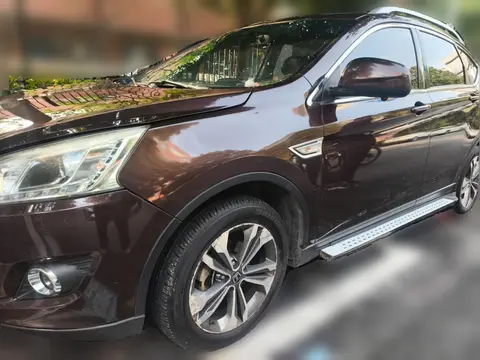 Luxgen U6 SUV 2015