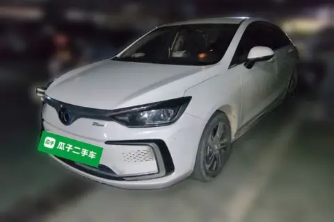BAIC Beijing EU5 2019