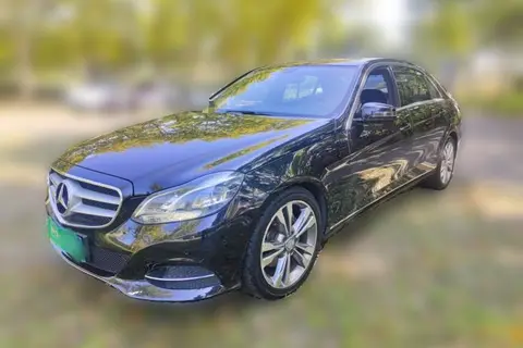 Mercedes-Benz E-Class 2015