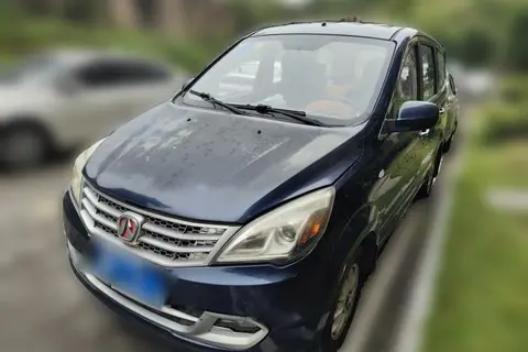 BAIC M20 2015