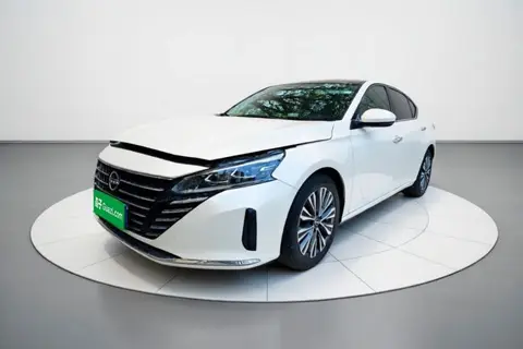 Nissan Teana 2024
