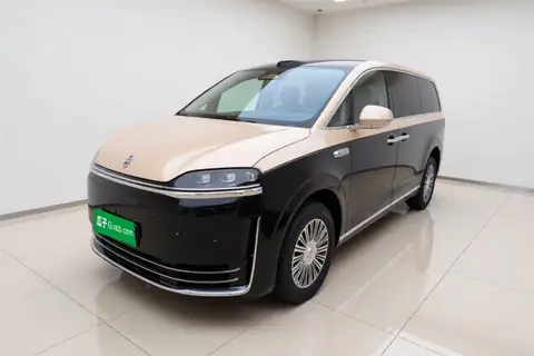 Luxeed V9 2026