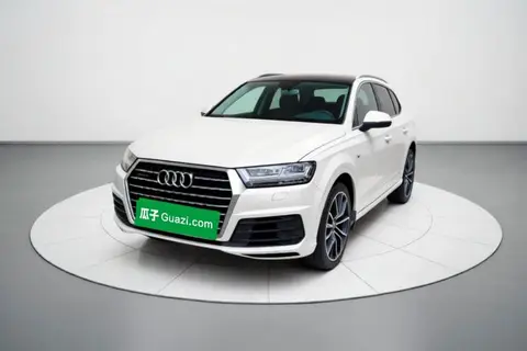 Audi Q7 2016