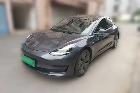 Tesla Model 3 2020