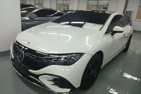 Mercedes-Benz EQE 2022