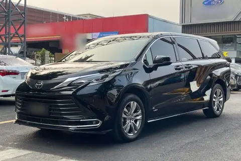 Toyota SIENNA 2024