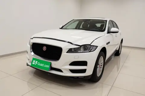 Jaguar F-PACE 2018