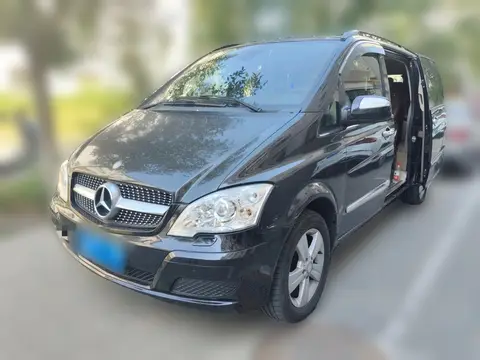 Mercedes-Benz Viano 2013