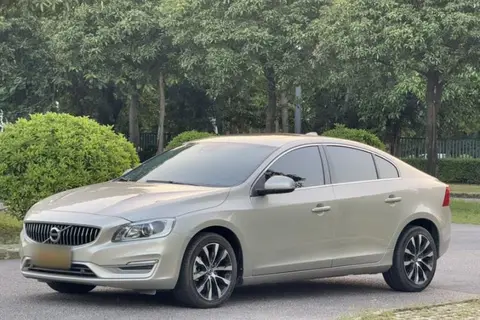 Volvo S60 2019