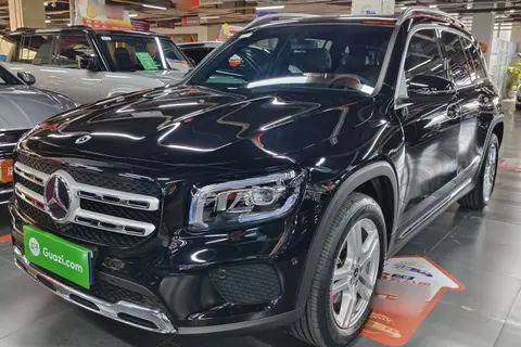 Mercedes-Benz GLB 2023