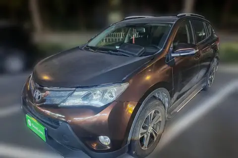 Toyota RAV4 2015
