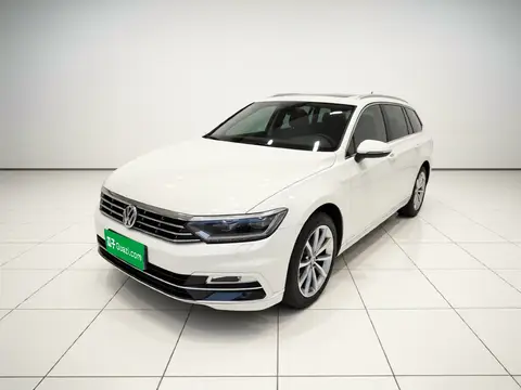 Volkswagen Variant 2016