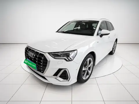 Audi Q3 2021