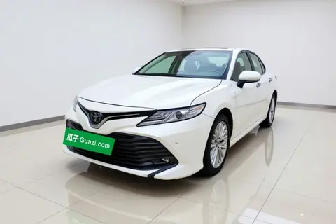 Toyota Camry 2021