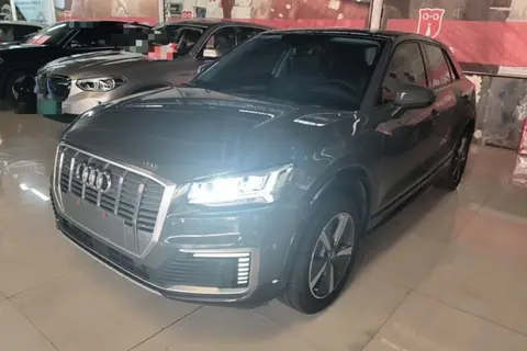 Audi Q2L e-tron 2020