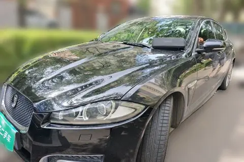 Jaguar XF 2013