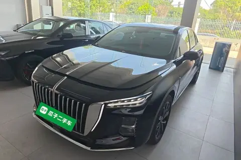 Hongqi H5 PHEV 2025