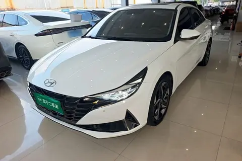Hyundai Elantra 2021
