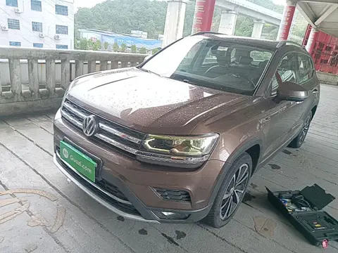 Volkswagen Tharu 2020