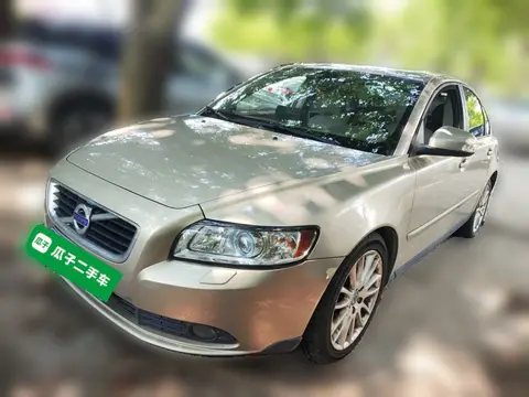 Volvo S40 2011