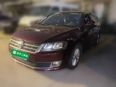 Volkswagen Lavida 2013