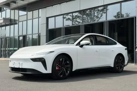 Dongfeng eπ007 2025