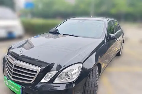 Mercedes-Benz E-Class 2011
