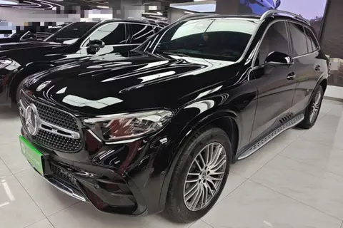 Mercedes-Benz GLC 2023