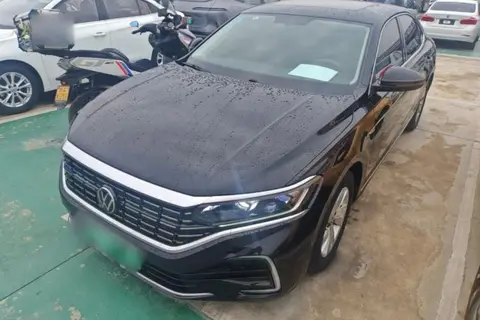 Volkswagen Passat 2023
