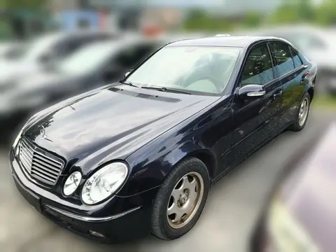 Mercedes-Benz E-Class 2004