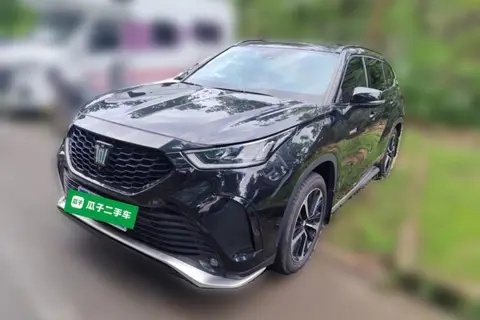 Toyota Crown Kluger 2023