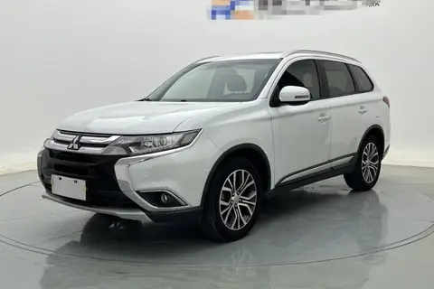 Mitsubishi Outlander 2018