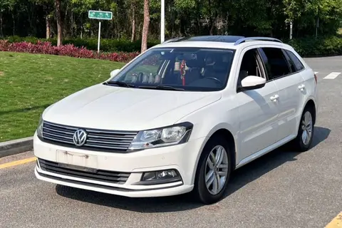 Volkswagen Gran Lavida 2016