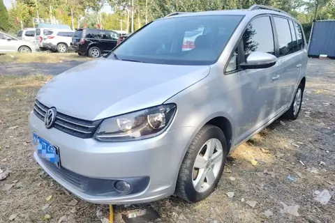 Volkswagen Touran 2015